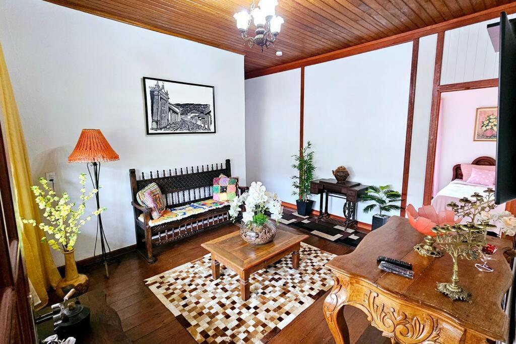 Вілла Casa Dos Coelhos, 750M Do Centro, Ate 12 Pessoas Тірадентіс Екстер'єр фото